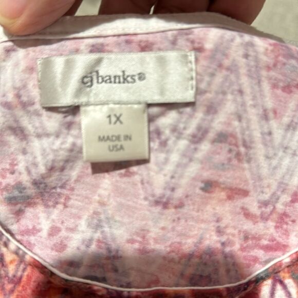 CJ Banks top - Picture 2 of 2